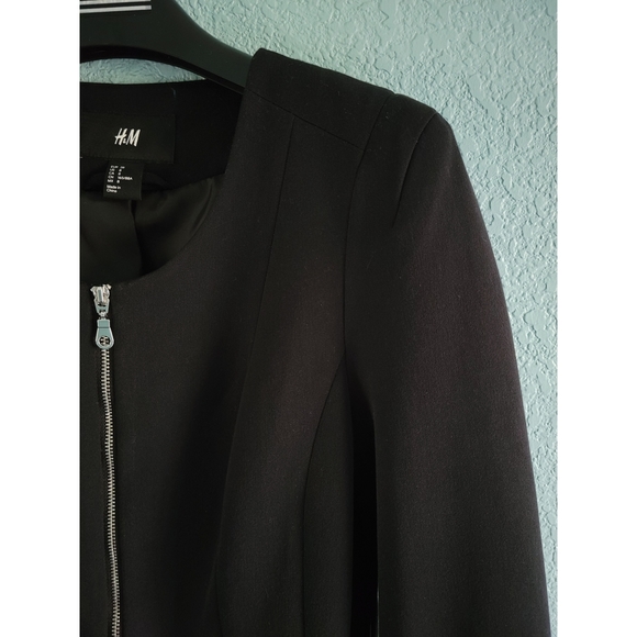 H&M | Zip-Up Collarless Blazer Jacket - Picture 4 of 10